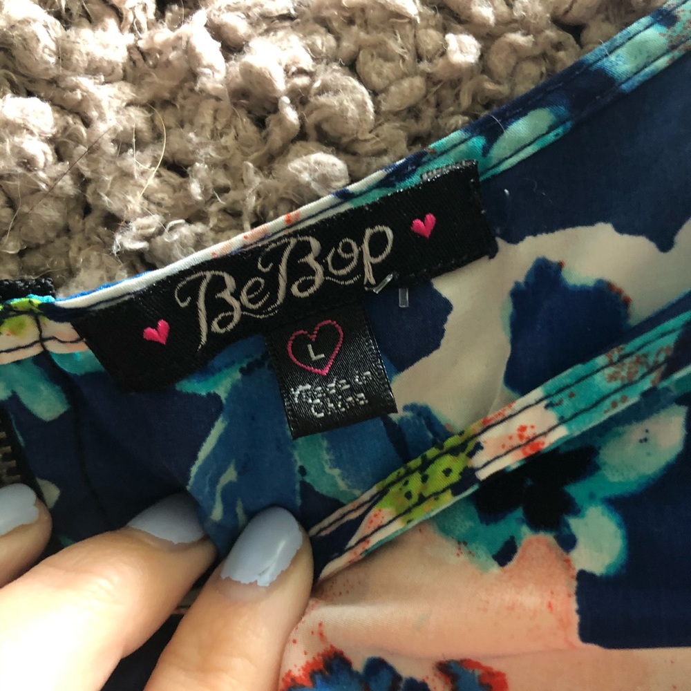 Junior’s Floral Dress - BeBop - Large - Picture 3 of 4